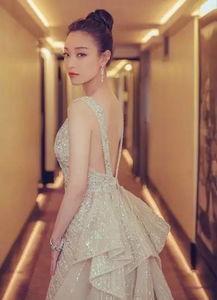 今日红毯明星,星光熠熠！今日红毯明星风采大盘点